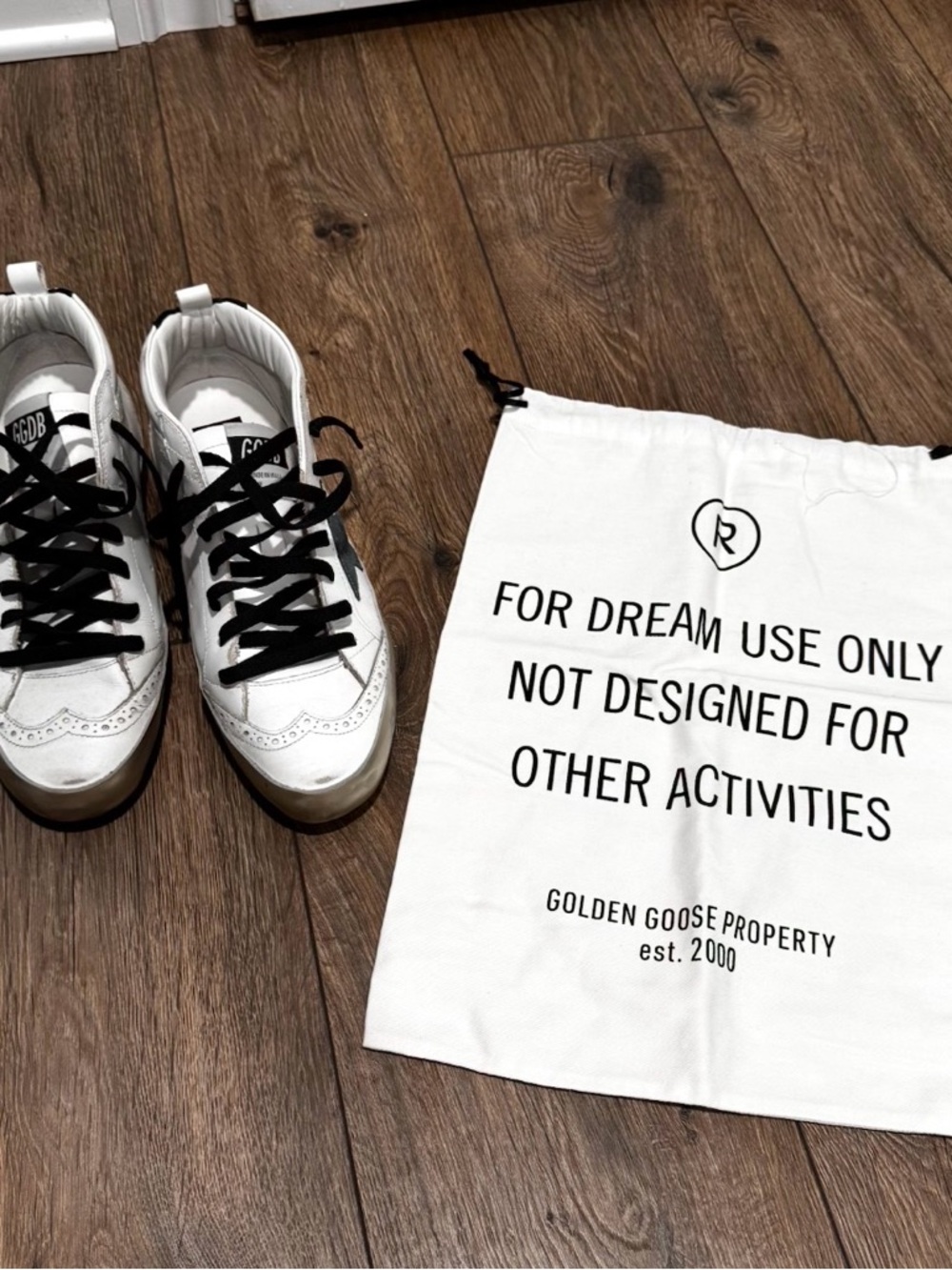 Golden Goose White Sneakers with Black Star and Black Laces - Picture 3 of 6